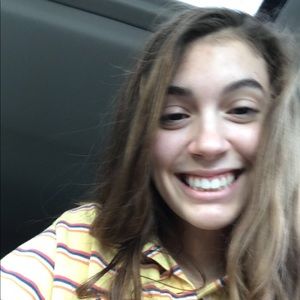 Meet your Posher, Lilly